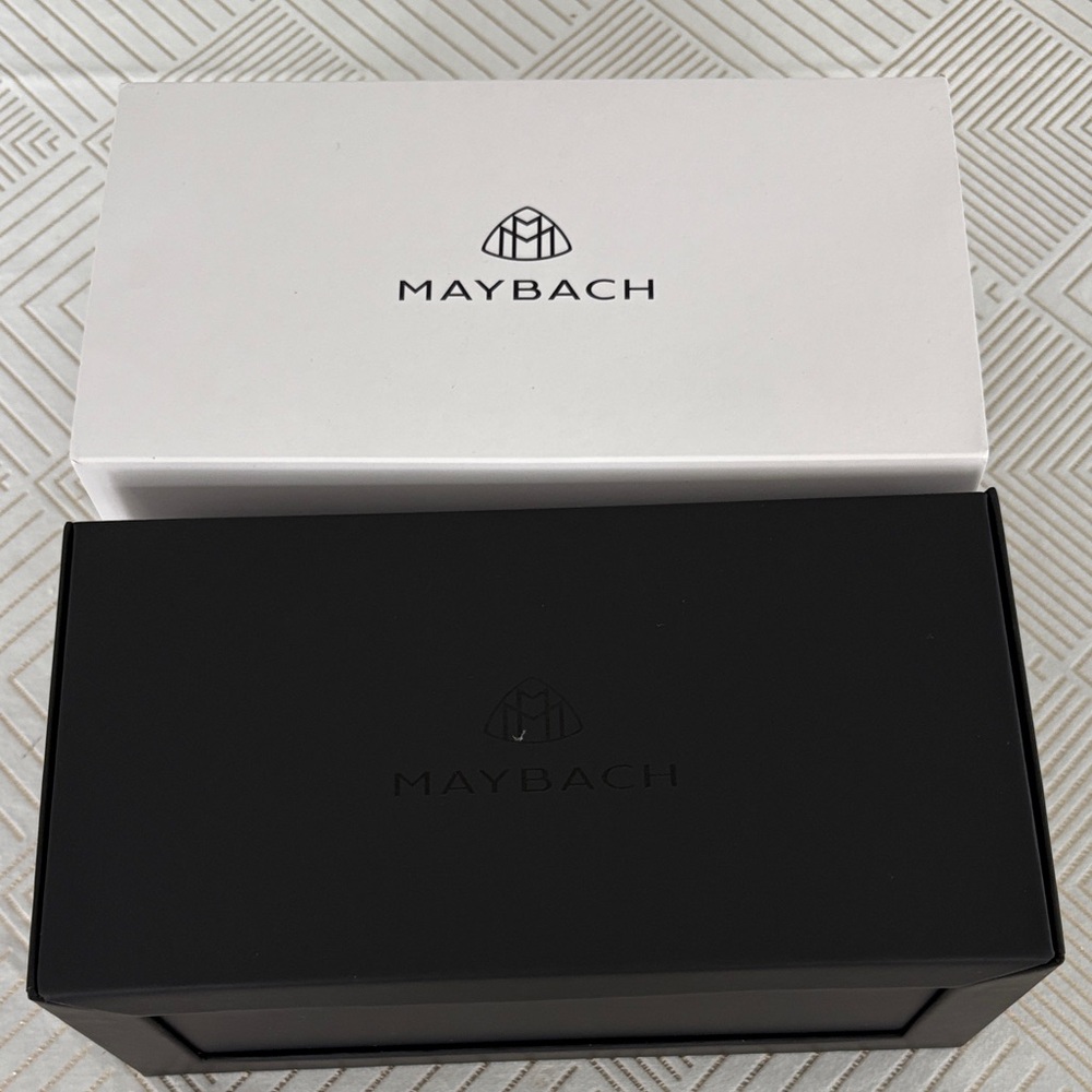 Maybach Box